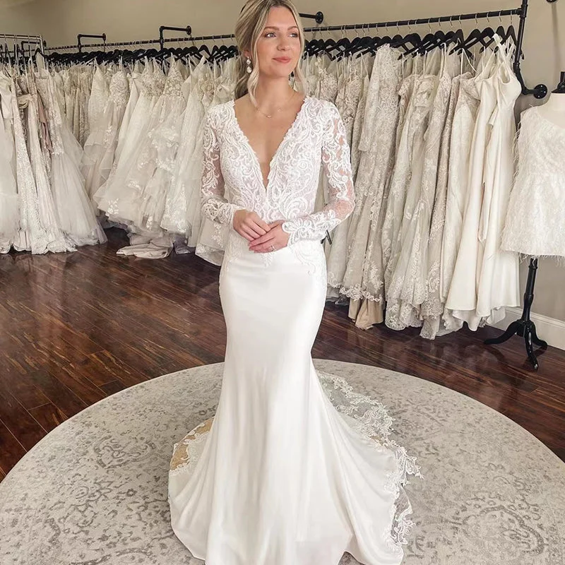 Sexy Backless Buttons Mermaid Wedding Dresses for Women Deep V Neck Bridal Gowns Lace Applique Long Sleeves,LW047 Classic Bridal Dress